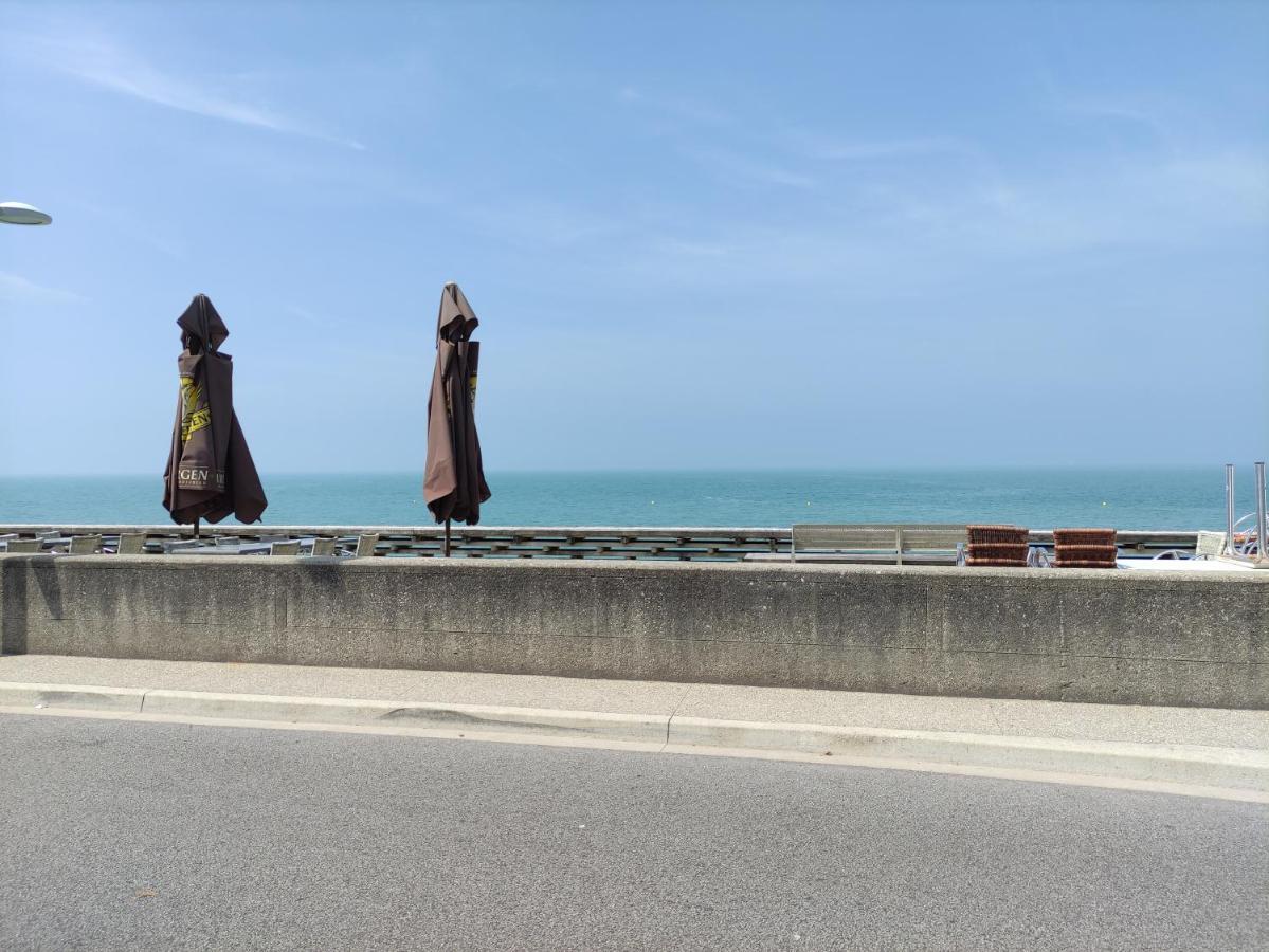 Au Point De Vue : Appartement Face A La Mer. Veulettes-sur-Mer Buitenkant foto