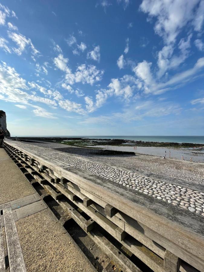 Au Point De Vue : Appartement Face A La Mer. Veulettes-sur-Mer Buitenkant foto